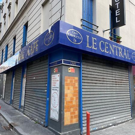 Hotel Central Saint-Denis  Buitenkant foto