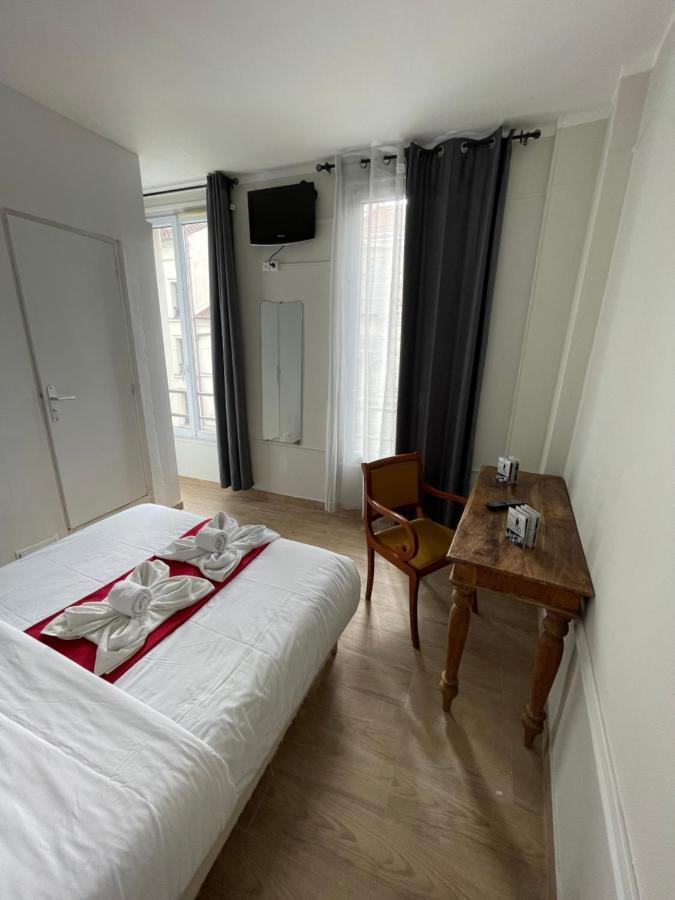 Hotel Central Saint-Denis  Buitenkant foto